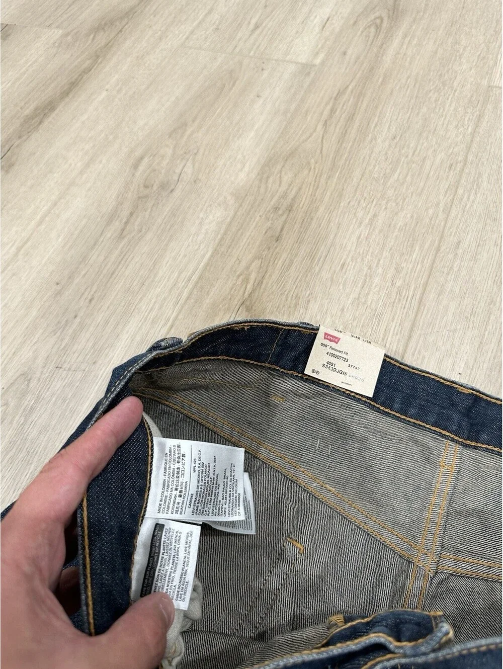 NWT Levi's Men's 550 Relaxed Fit Straight Leg Denim Jeans Size 40x28 Blue
